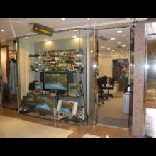 專業服務，品質信賴——一站式攝影器材與電子文具解決方案